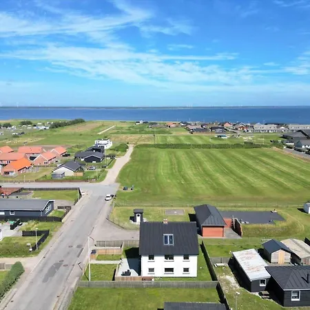 70181-ulfborg-enghavevej-2 Hébergement de vacances *